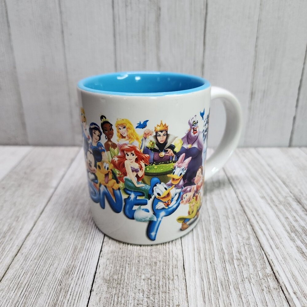 Disney Jerry Leigh Coffee Mug Cup Cast Characters Mickey Donald Goofy Blue White